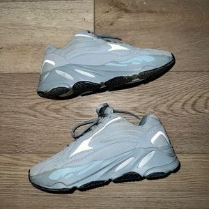 Yeezy 700 hospital blue